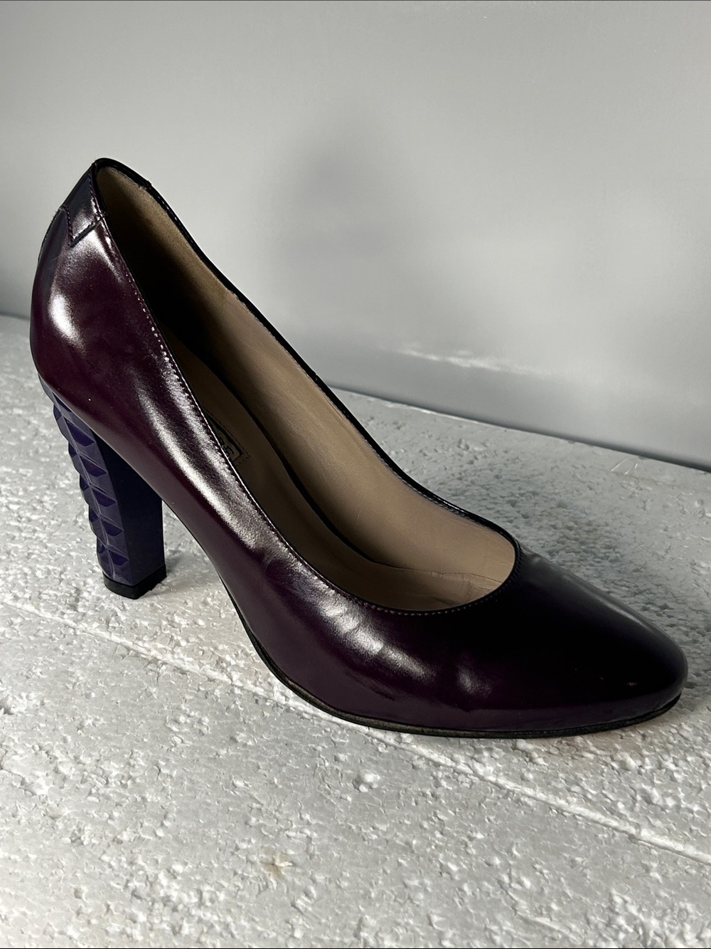 Taryn Rose SZ7 Orthro Burgundy Leather Purple Carved Block Heel Pumps 90s Italy